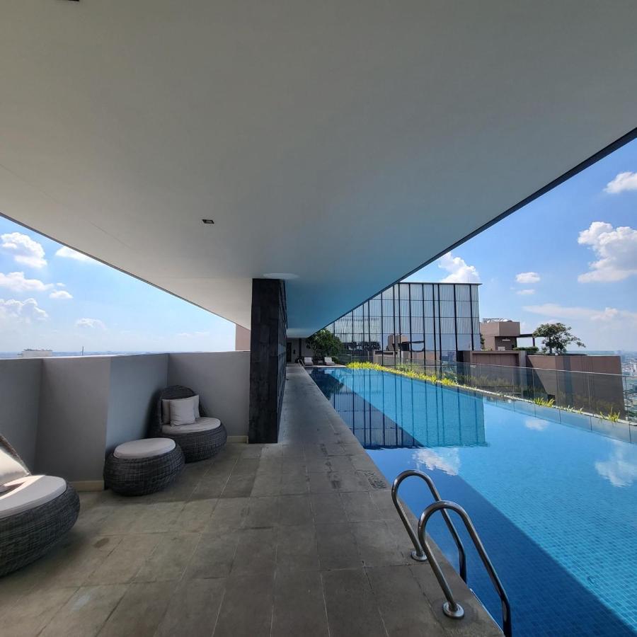 Apartment The Marq Luxury District 1 Hcmc 2masterbrs *