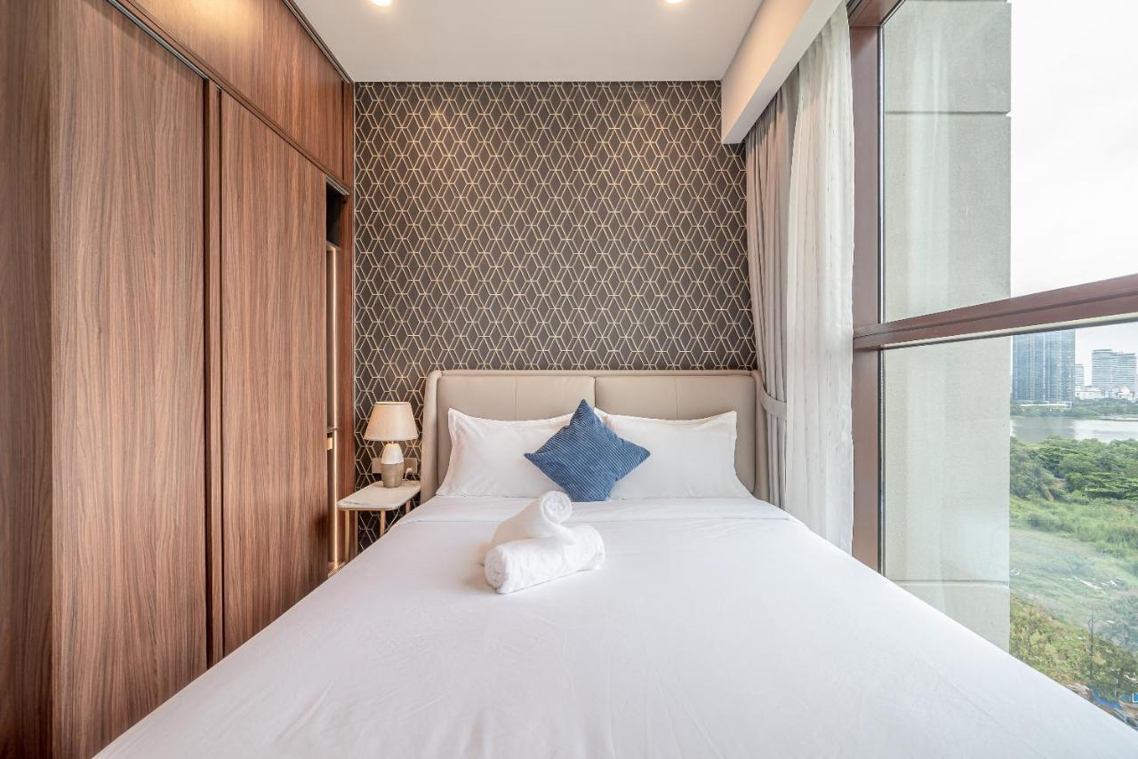 Apartment Lumiere Metropole Saigon *