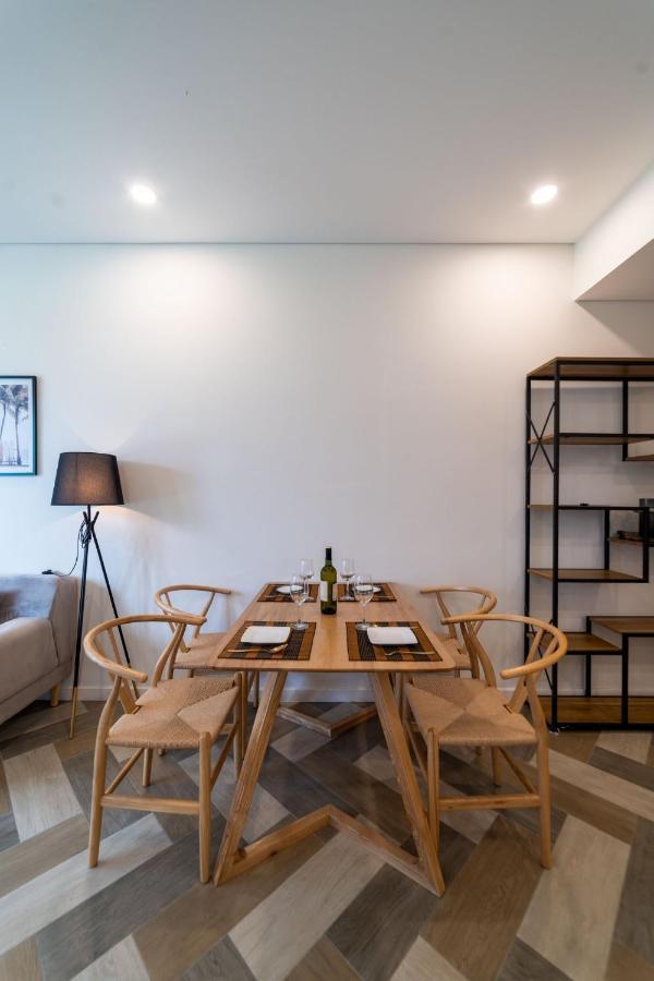 Cao House - Metropole Ba Son Saigon Apartment