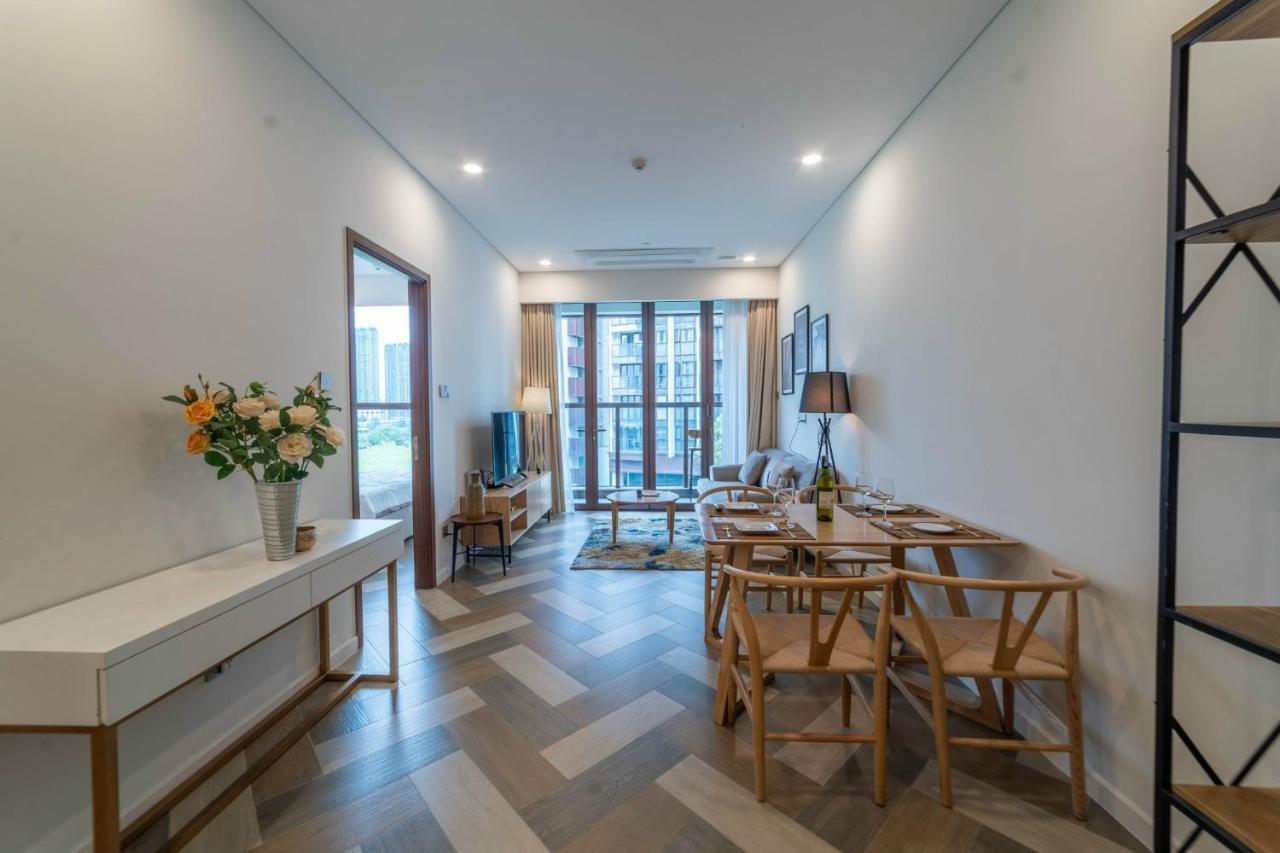 Cao House - Metropole Ba Son Saigon Apartment