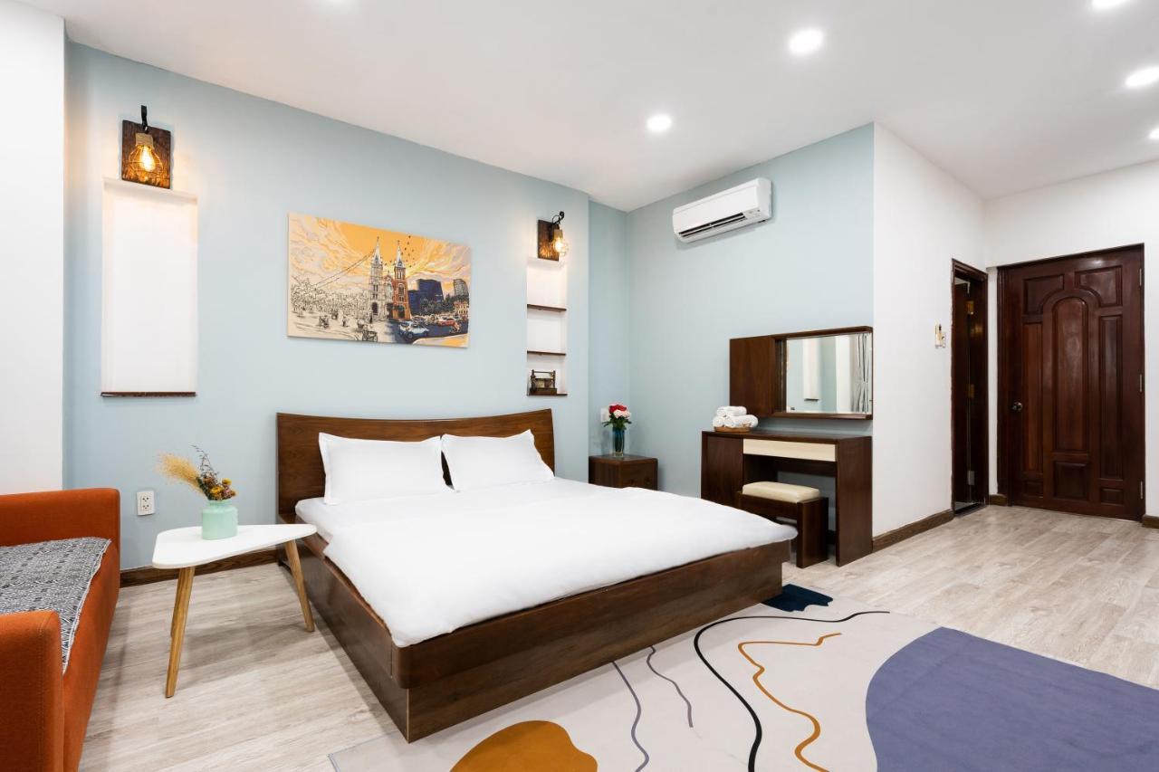 The Lovenote Capsule hotel
