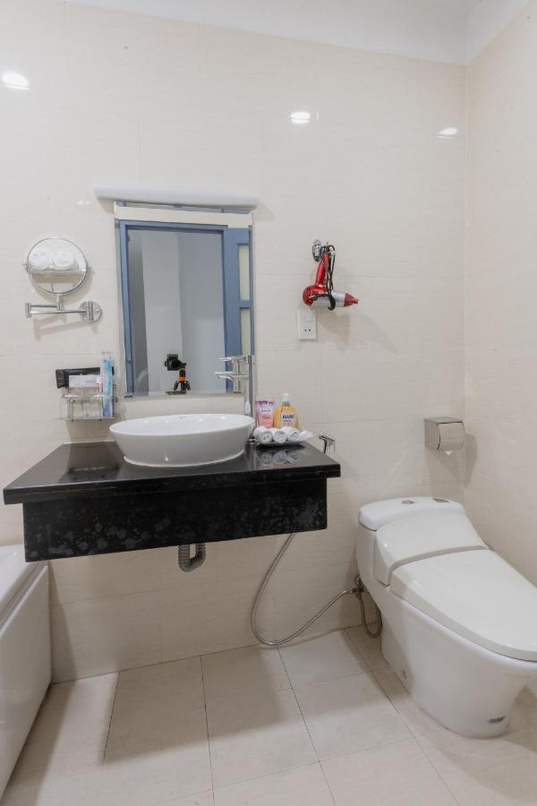 Hotel A25 - 14 Luong Huu Khanh 2*