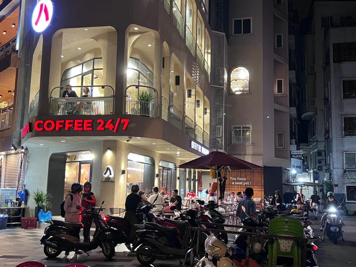 Co Nguyen Trai * Ho Chi Minh City