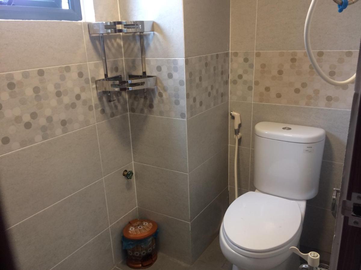 Guest house With Balcony Near Hong Bang University, Binh Thanh *