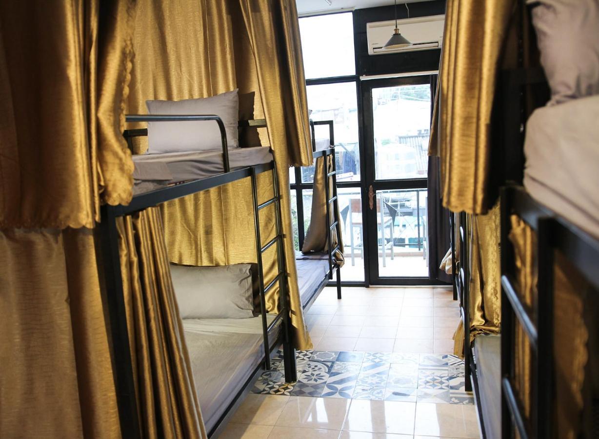 Hotel Violet Star And Ho Chi Minh City