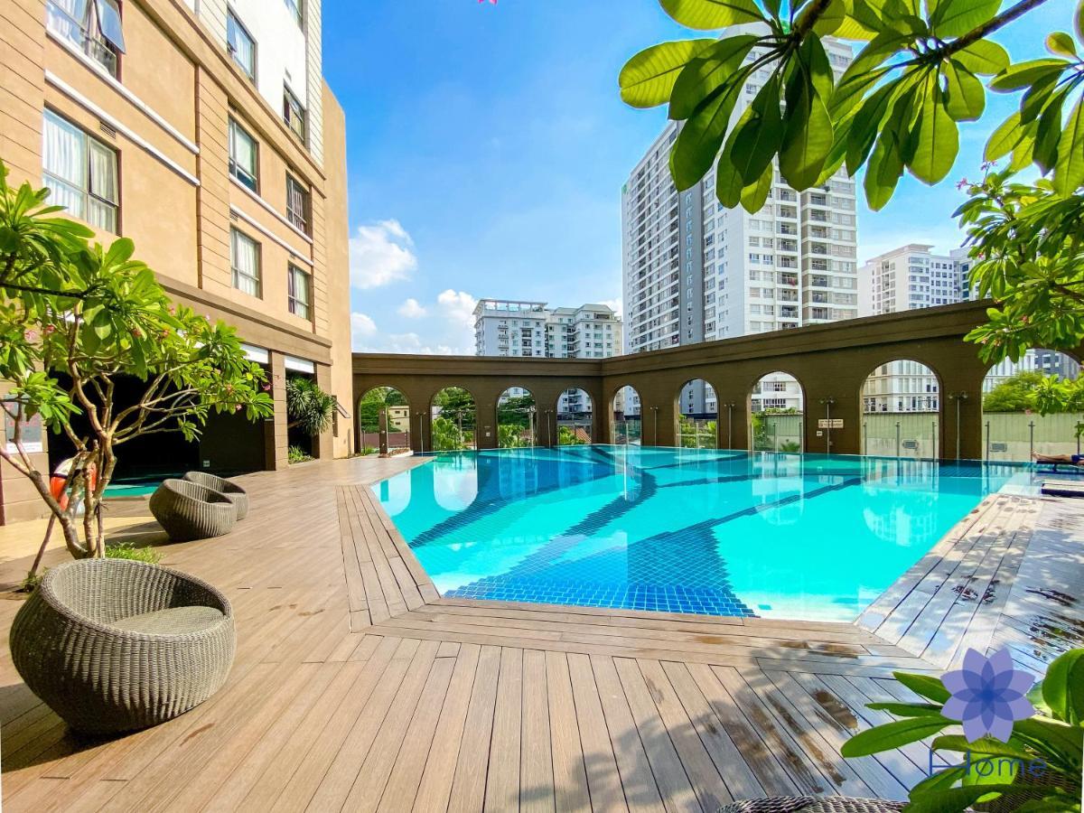 Apartment For Rent Near Airport. W/free Gym & Pool