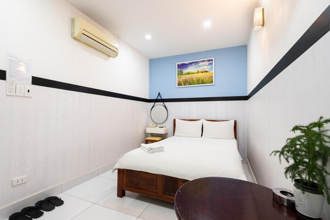 ân Tình Khách sạn