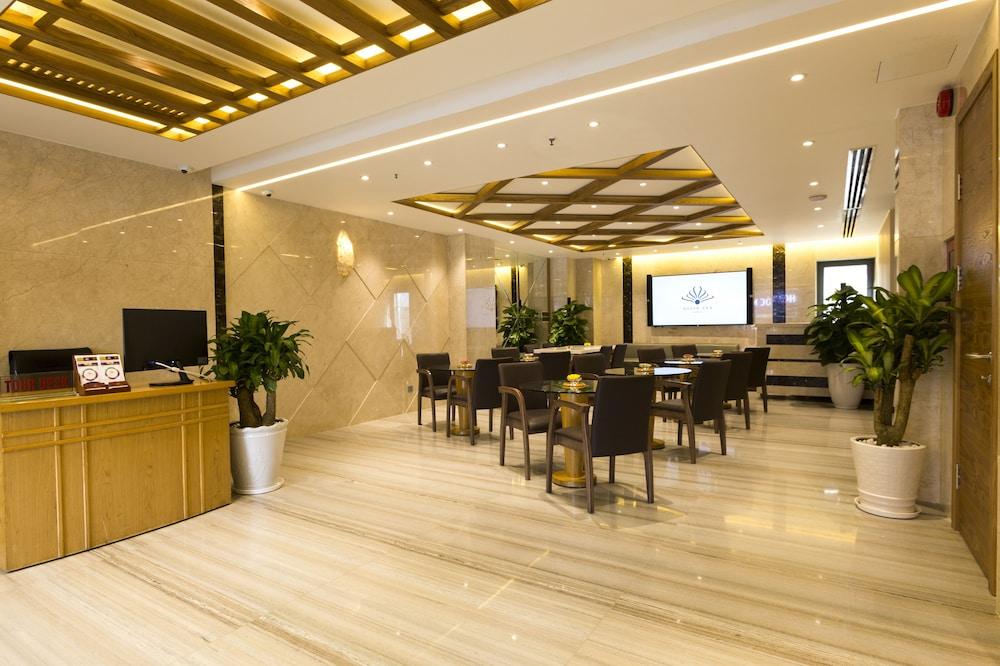 Queen Ann Hotel Ho Chi Minh City