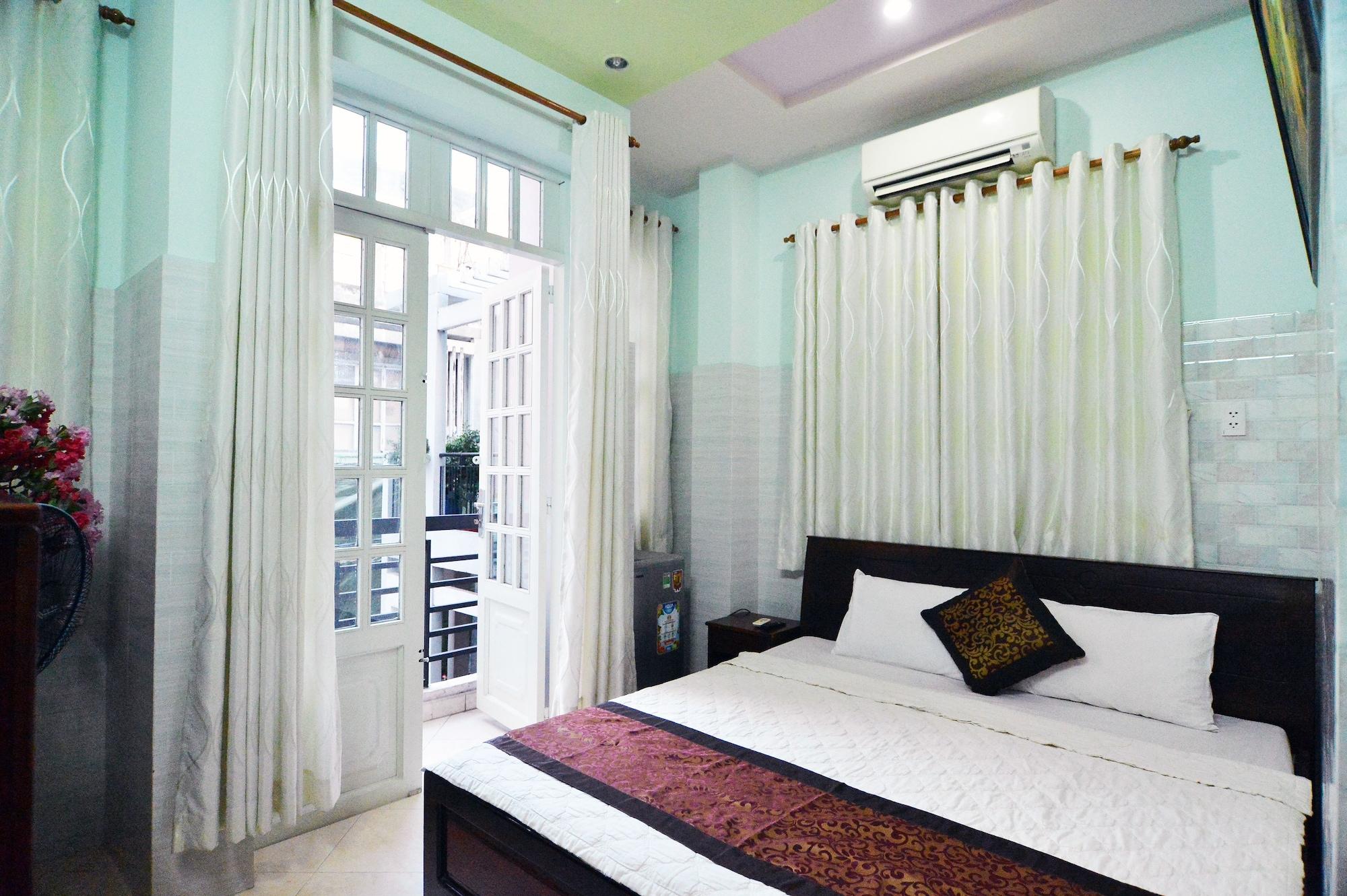 Lamenda Saigon Hotel