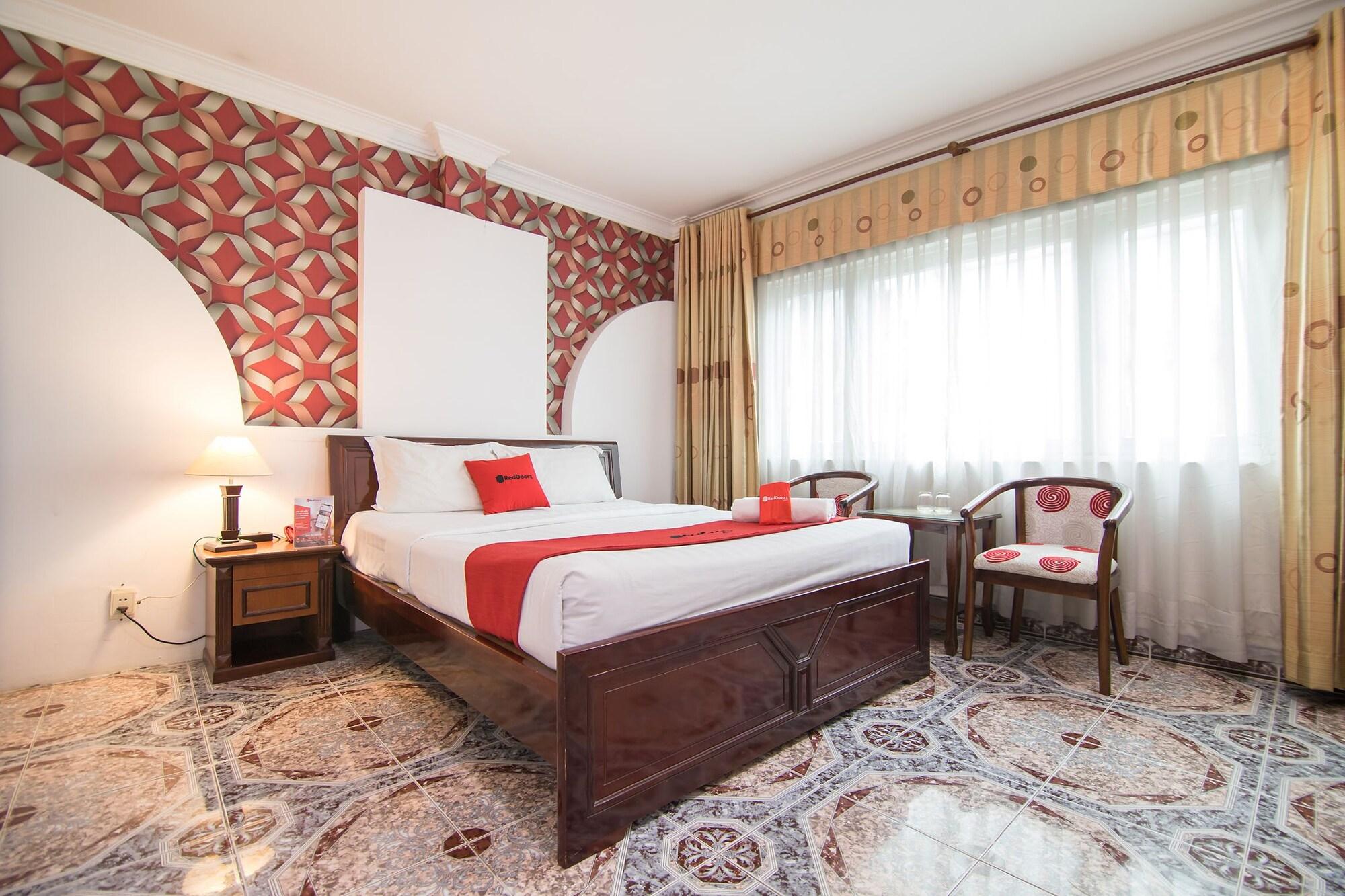 Cosmo 3* Ho Chi Minh City