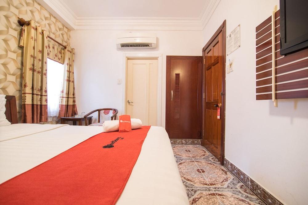 Cosmo Hotel Ho Chi Minh City