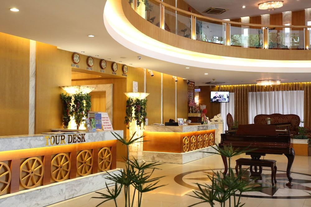 Silverland Hotel 4*