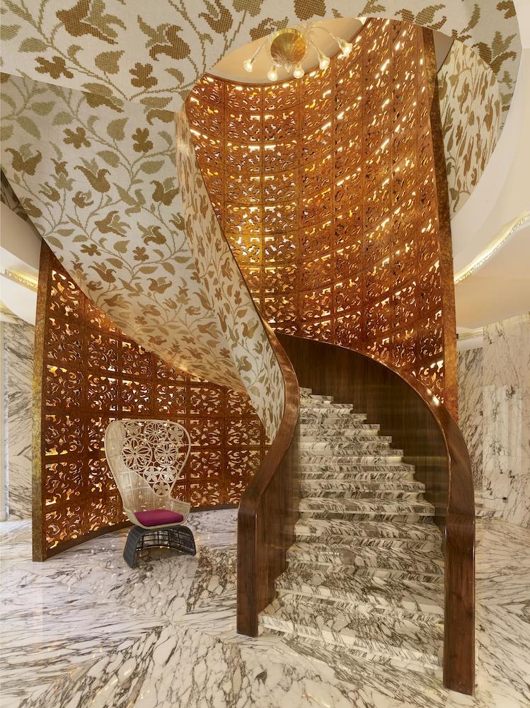 Aparthotel The Reverie Saigon Residential