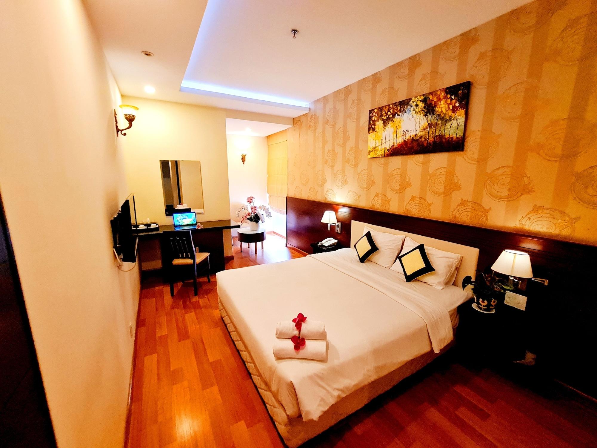 Happy Life Hotel 3*
