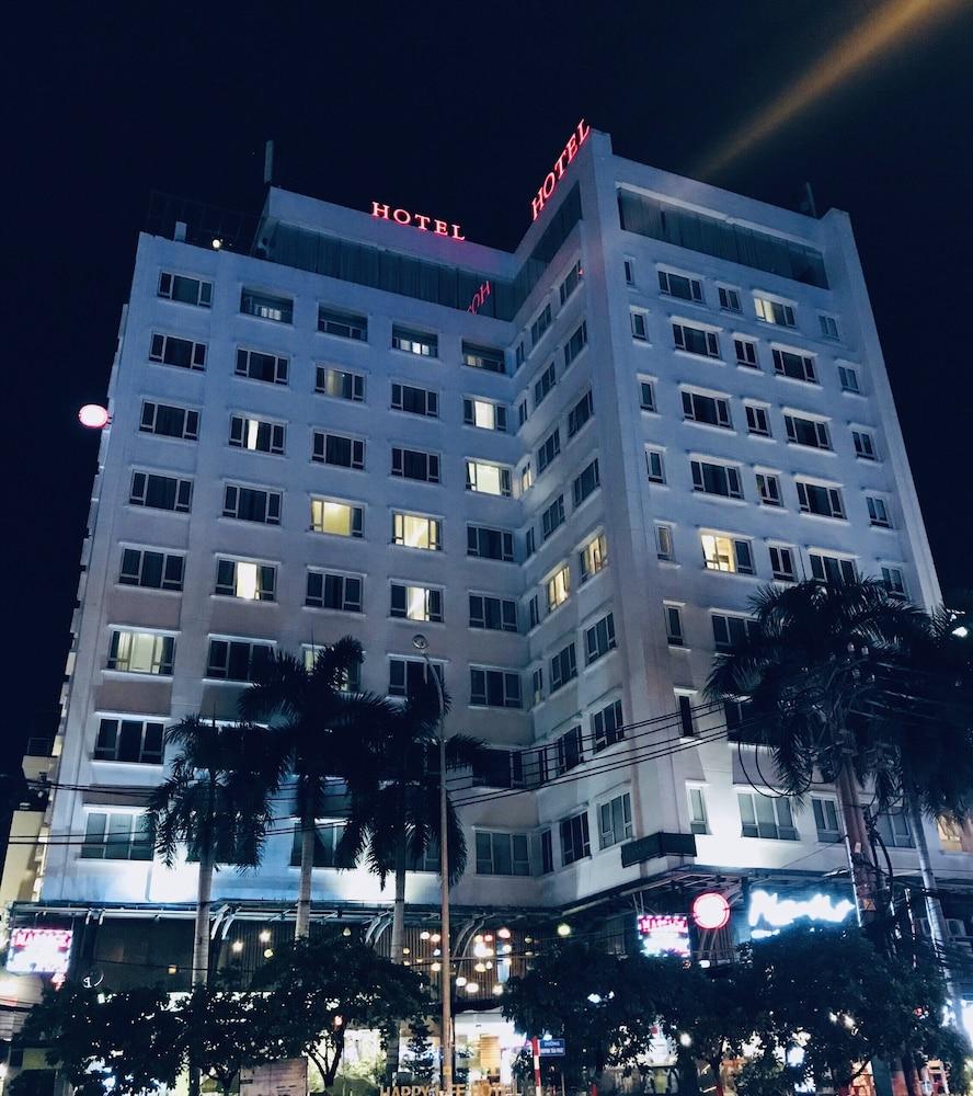 Hotel Happy Life