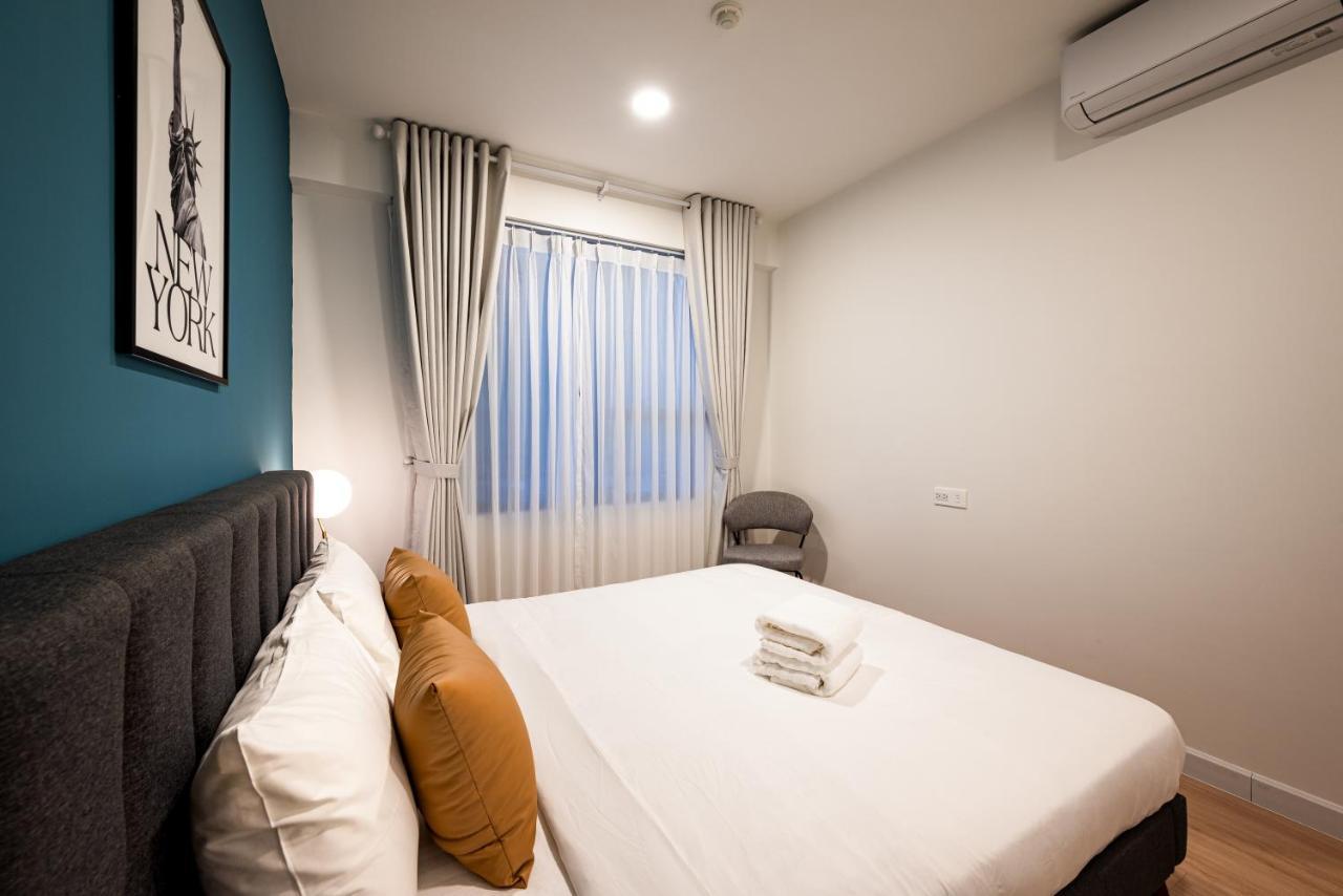 Luxury Modern, D1, 3 King Brs+2wc, 300m Bui Vien Ho Chi Minh City