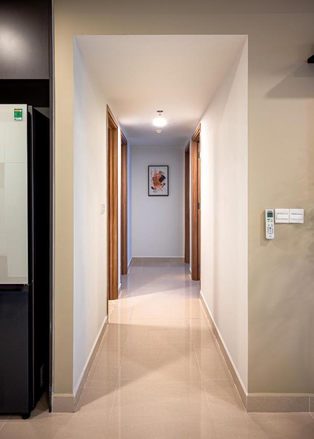 Apartment Luxury Modern, D1, 3 King Brs+2wc, 300m Bui Vien *