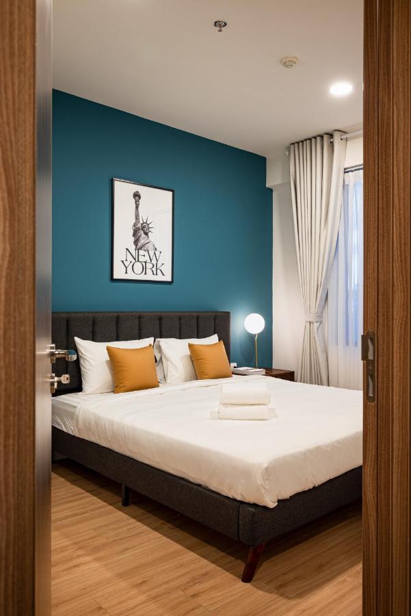 Luxury Modern, D1, 3 King Brs+2wc, 300m Bui Vien Ho Chi Minh City