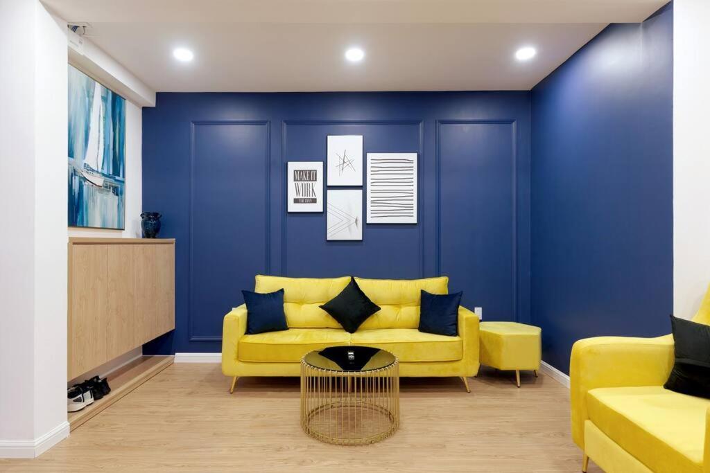 Modern, Cozy & Fully Equipped 2br In D4, 5m To D1 Apartment