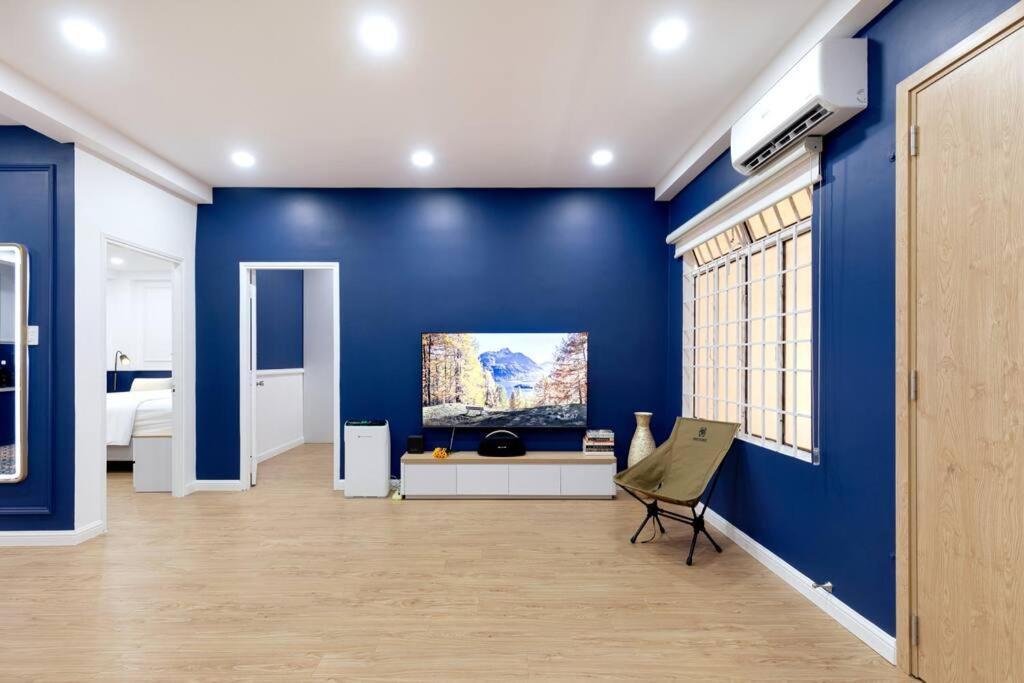 Modern, Cozy & Fully Equipped 2br In D4, 5m To D1 *