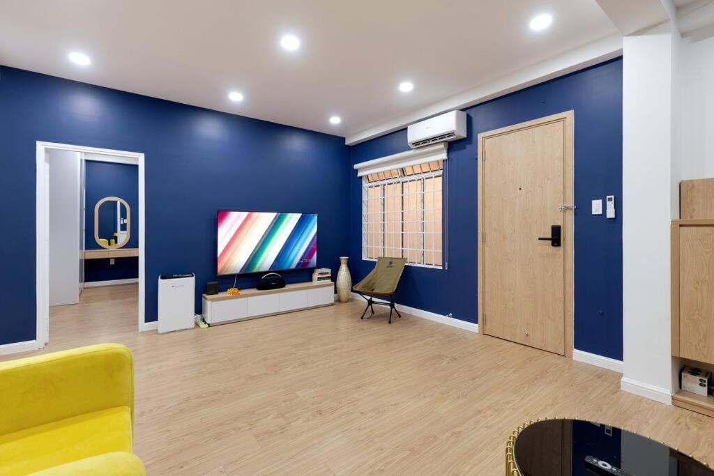 Modern, Cozy & Fully Equipped 2br In D4, 5m To D1 Apartment