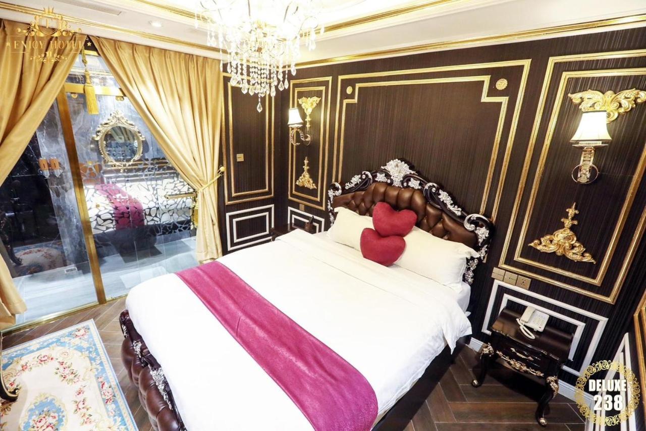 Enjoy Boutique Saigon *
