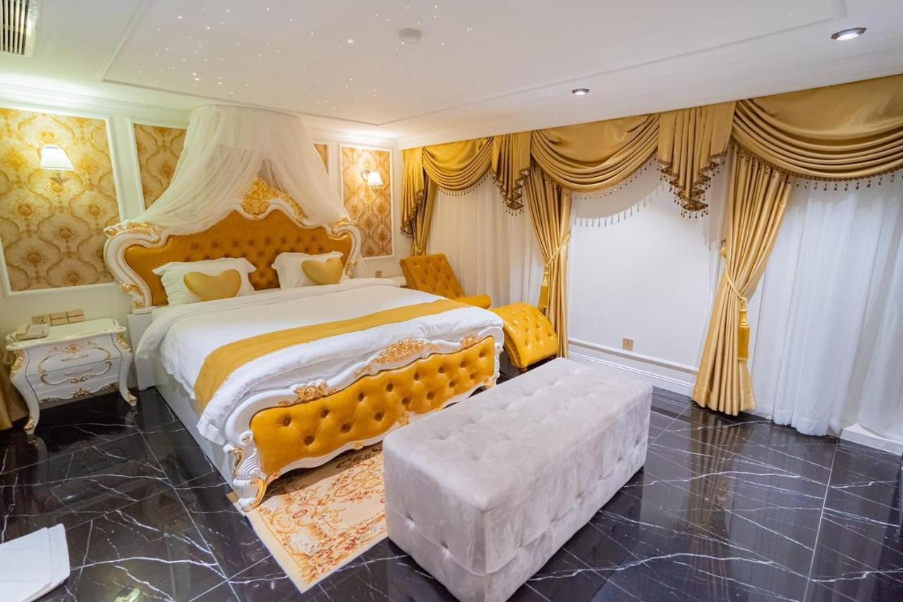 Enjoy Boutique Saigon