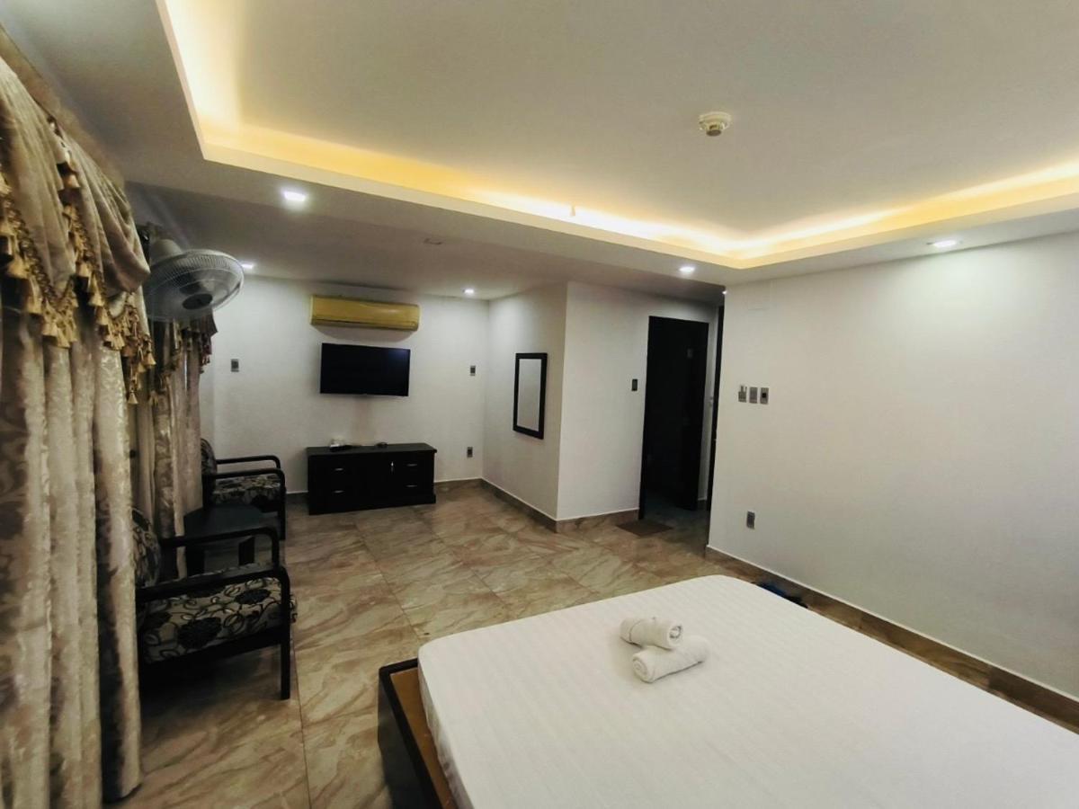 Thanh Ngoc Hotel 2*