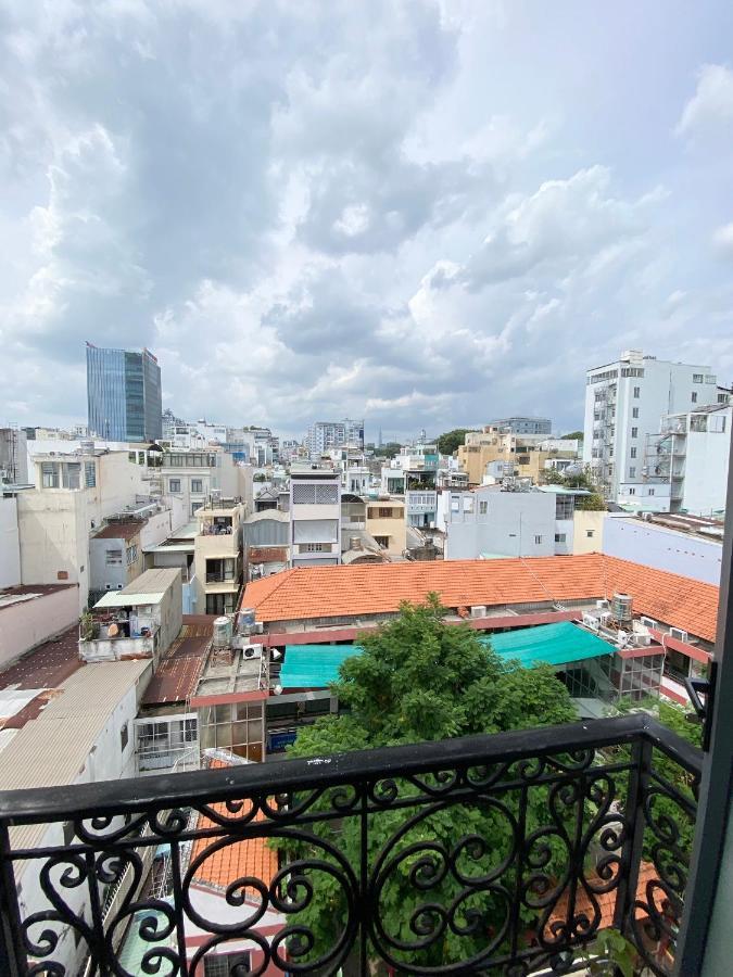 Away Minh Khai - Serviced Aparthotel *