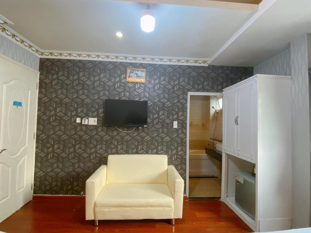 Crowne Bui Vien Hotel 2*