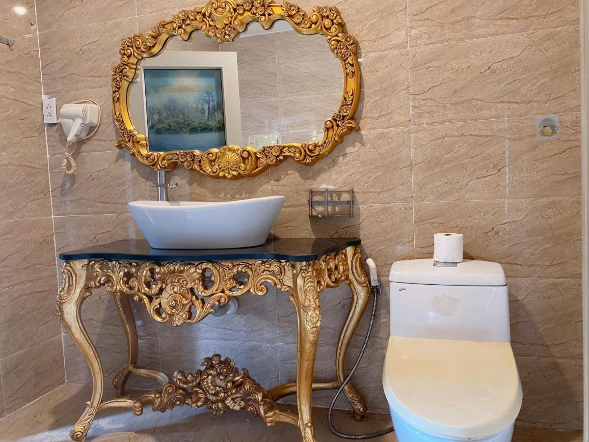 Hotel Crowne Bui Vien