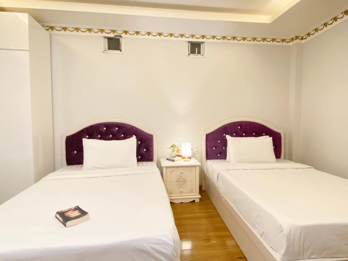 Crowne Bui Vien Hotel 2*