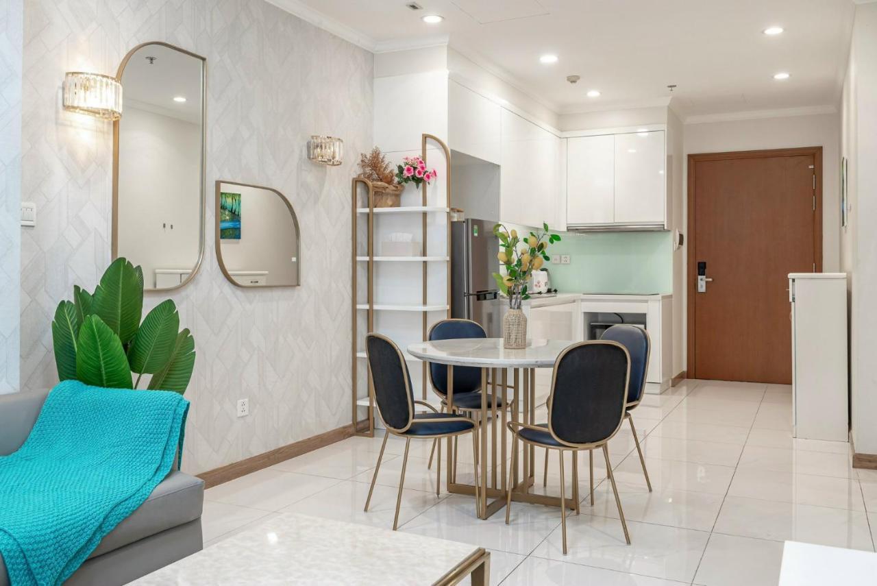 Landmark Luxury - Luna * Ho Chi Minh City
