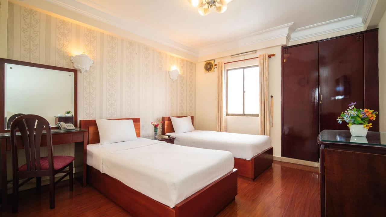 Hotel Saigon View 3*