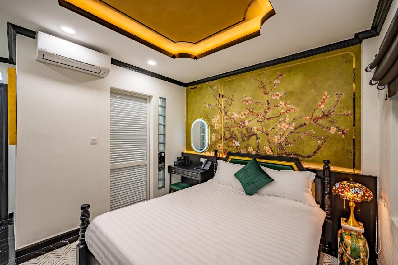 White Lotus Boutique Hotel, Katil
