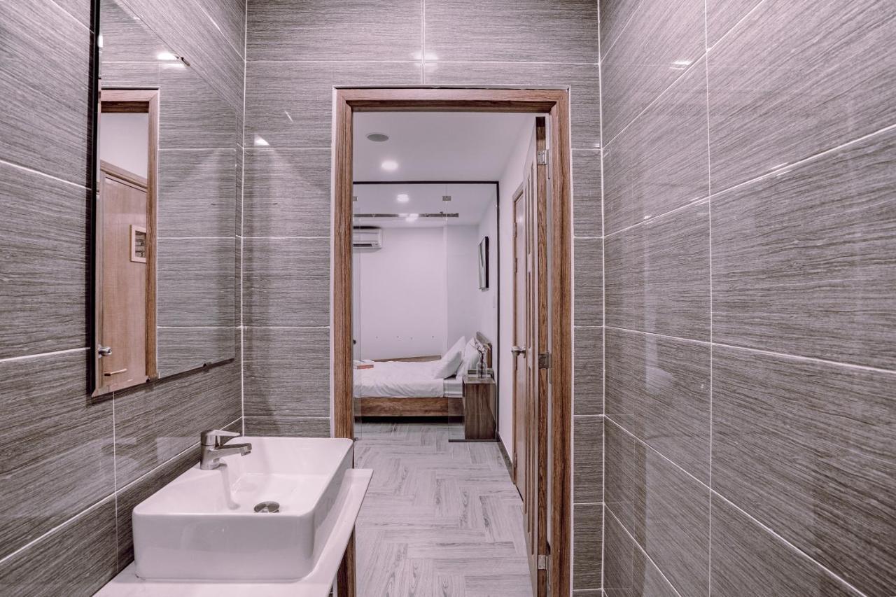 Mint Bui Vien Q1 * Ho Chi Minh City