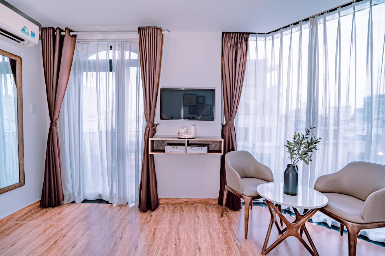 Mint Bui Vien Q1 * Ho Chi Minh City