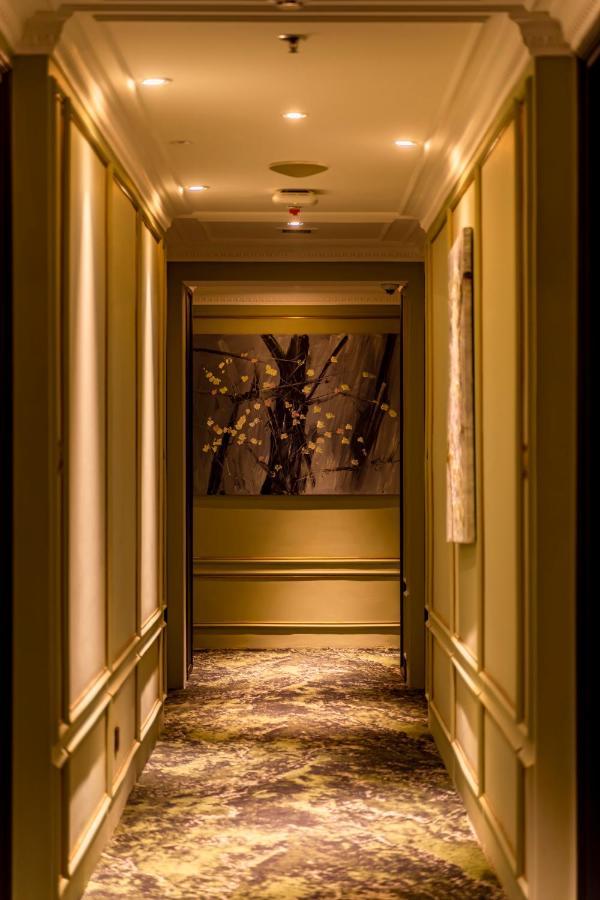 Signature By M Village Ba Trung Hotel