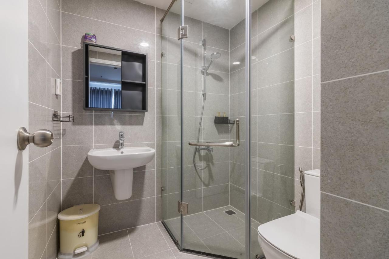 Big Promo 20% Luxury 2br - Skyline View- Hot Ho Chi Minh City