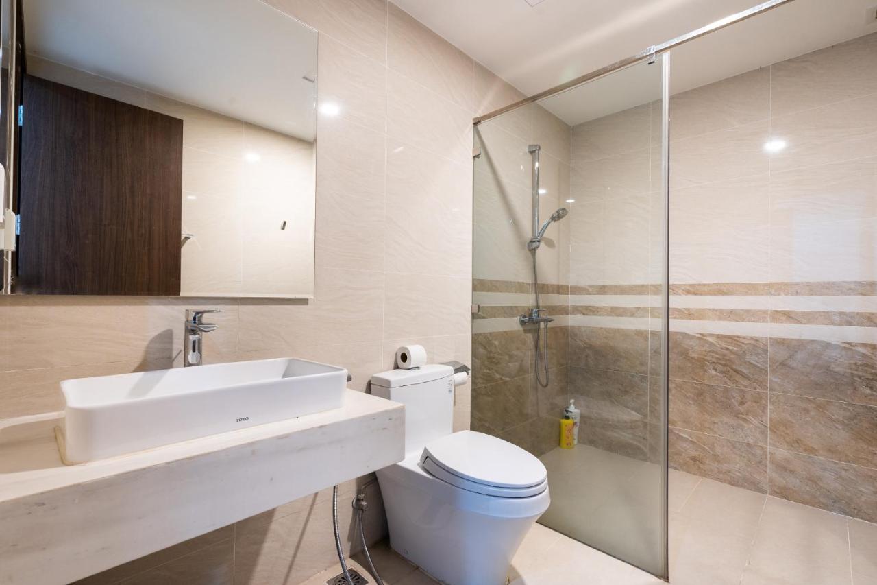 Saigon Royal 3 Bedrooms 4 Beds For 30 Nights Above Ho Chi Minh City
