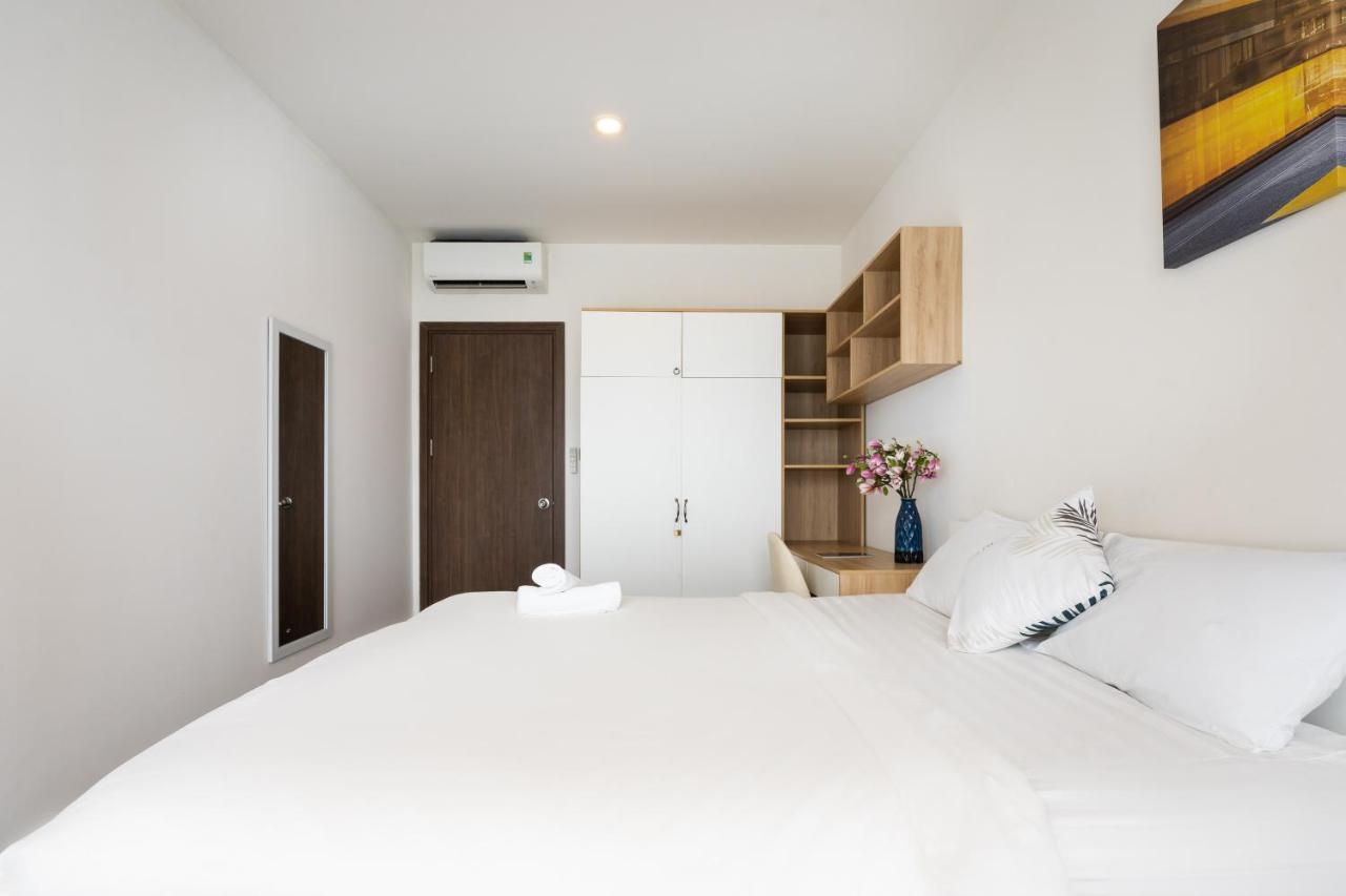 Saigon Royal 3 Bedrooms 4 Beds For 30 Nights Above *