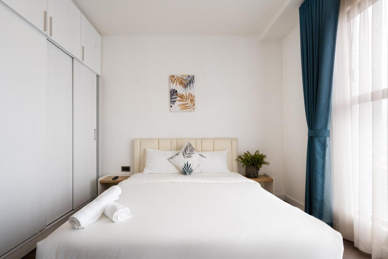 Saigon Royal 3 Bedrooms 4 Beds For 30 Nights Above Apartment Ho Chi Minh City