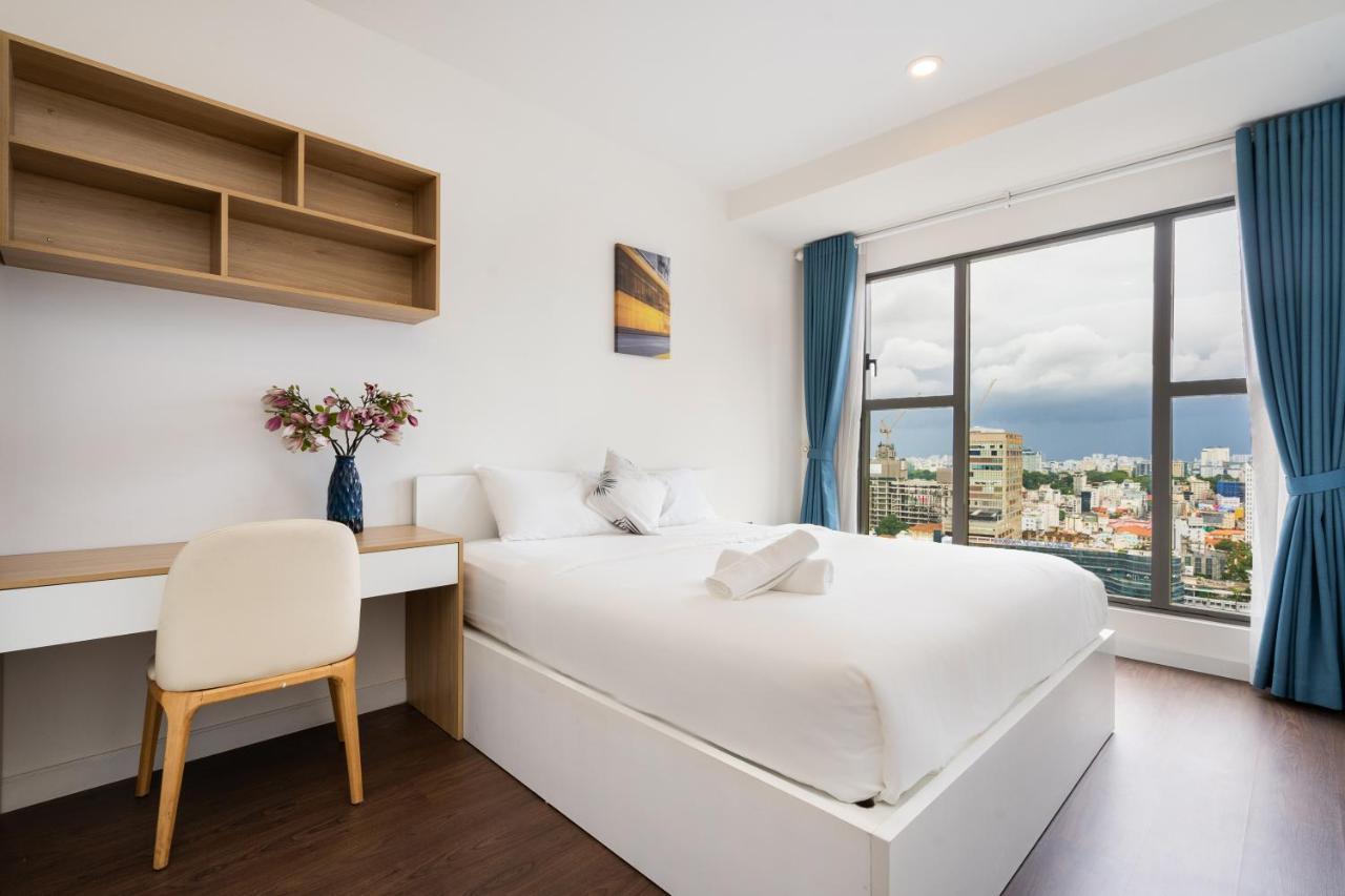 Saigon Royal 3 Bedrooms 4 Beds For 30 Nights Above Apartment