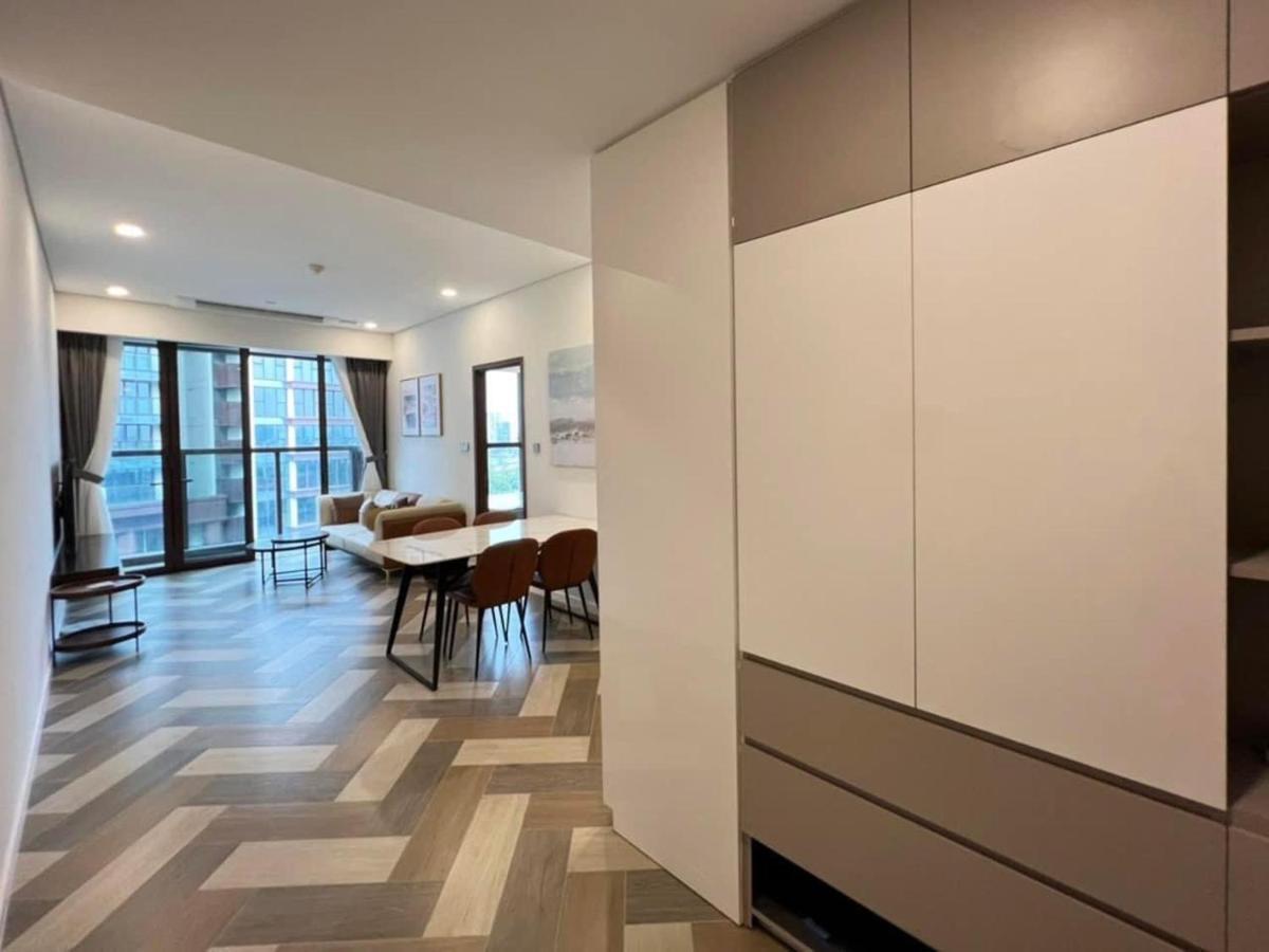 The Crest-central Saigon Riverside -free Pool-gym-sauna Room-yoga Ho Chi Minh City