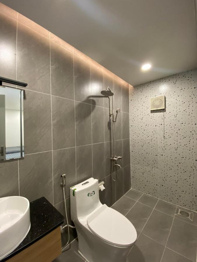 Hotel Happy Binh Tan