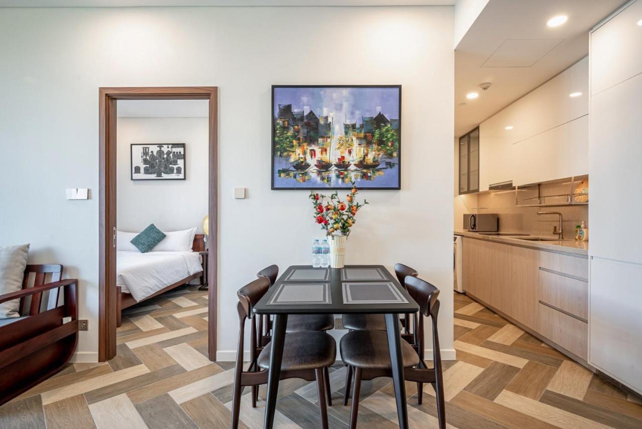 The Crest-central Saigon Riverside -free Pool-gym-sauna Room-yoga Apartment