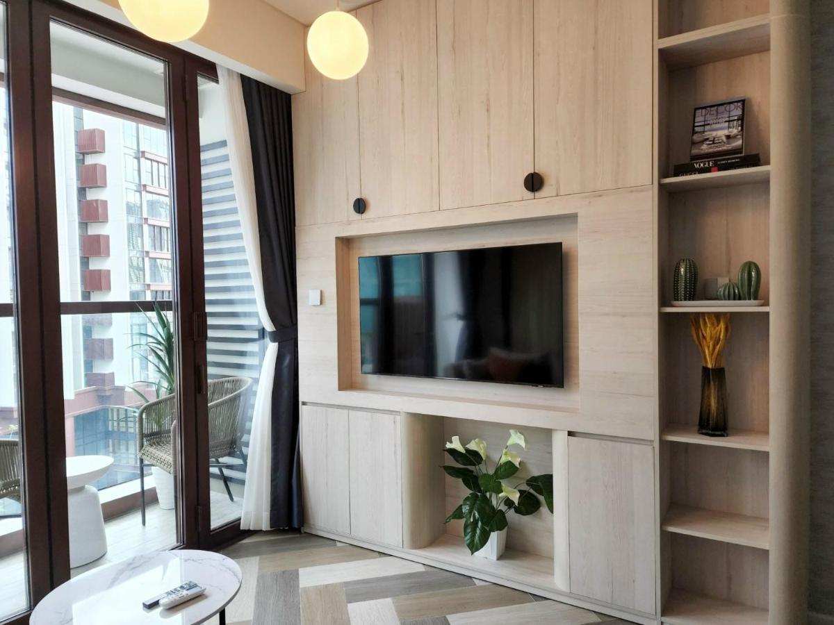 The Crest-central Saigon Riverside -free Pool-gym-sauna Room-yoga * Ho Chi Minh City