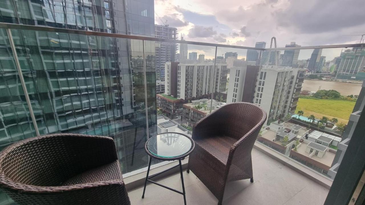 The Crest-central Saigon Riverside -free Pool-gym-sauna Room-yoga Ho Chi Minh City
