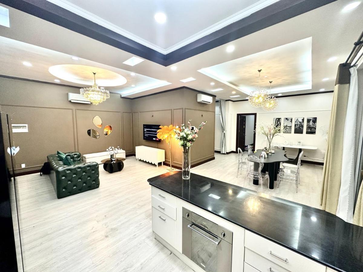 Penthouse Paradise 86 -rooftop Pool Private 100% Ho Chi Minh City