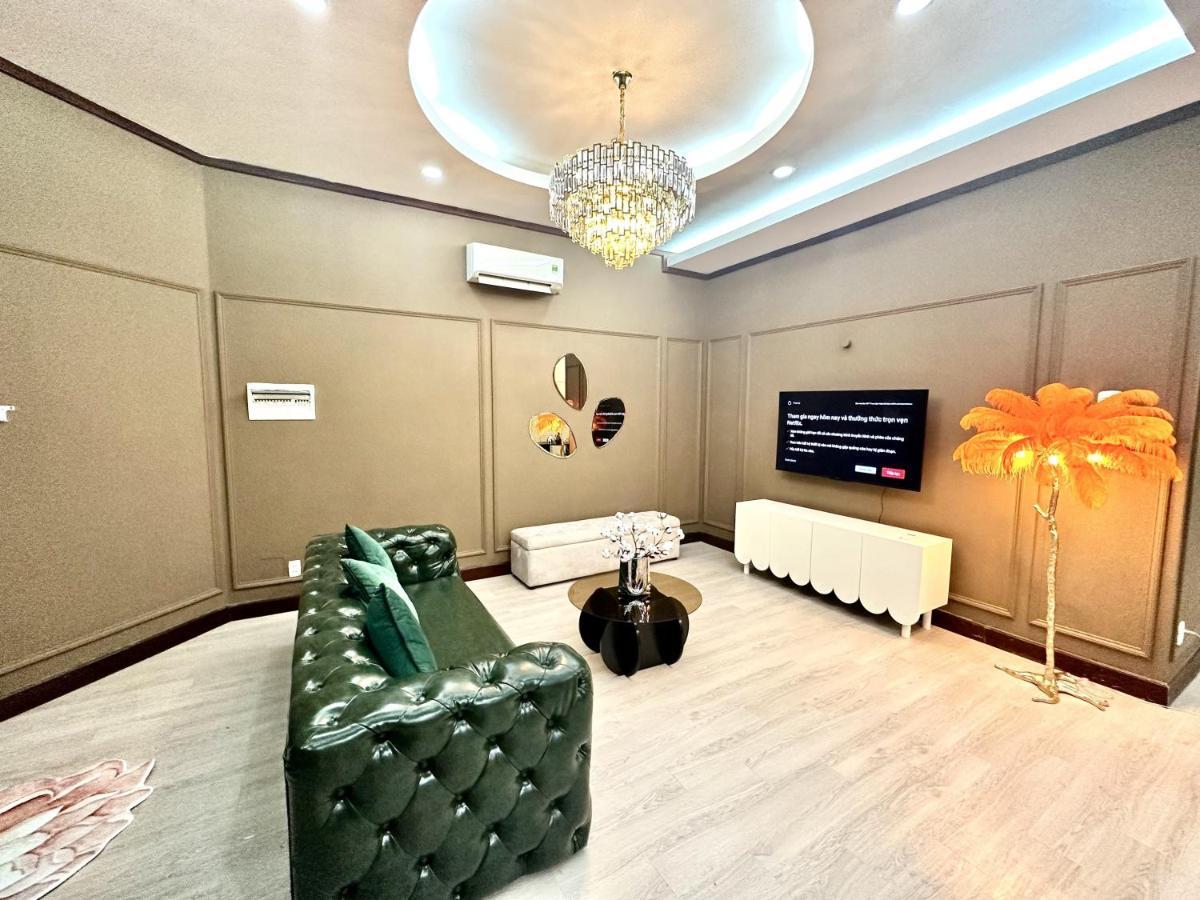 Penthouse Paradise 86 -rooftop Pool Private 100% Apartment Ho Chi Minh City